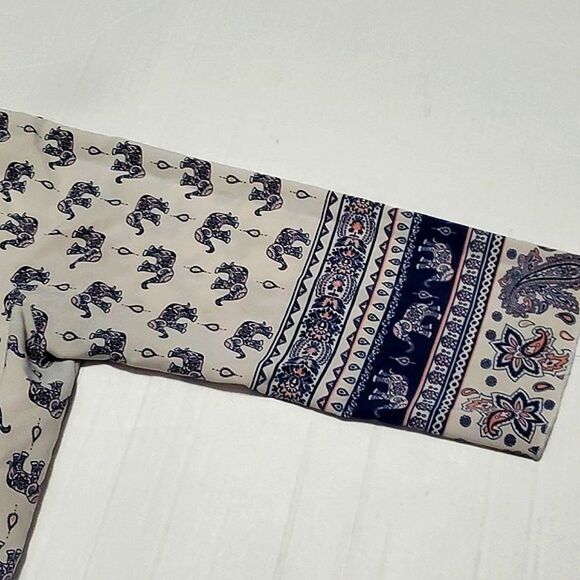 Lodys Cream Elephant Boho Hippie 3/4 Sleeves Retro Boxy Top - Picture 6 of 8